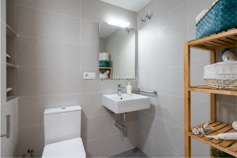 Foto 11b89acf-46f1-4bdc-ab2c-285e068c5625. Rent ground floor in La Buhaira Sevilla