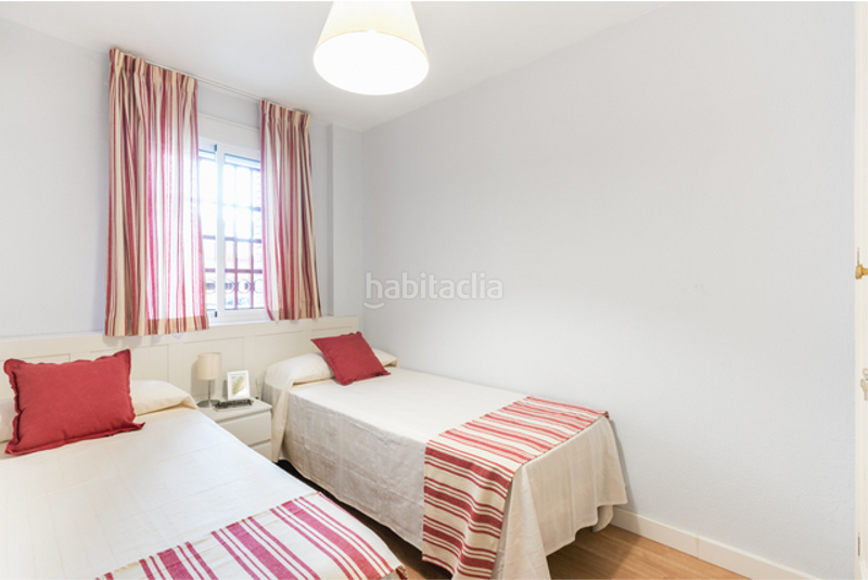 Foto 8972aafb-60e4-4737-ad12-382a6097f56e. Rent ground floor in La Buhaira Sevilla