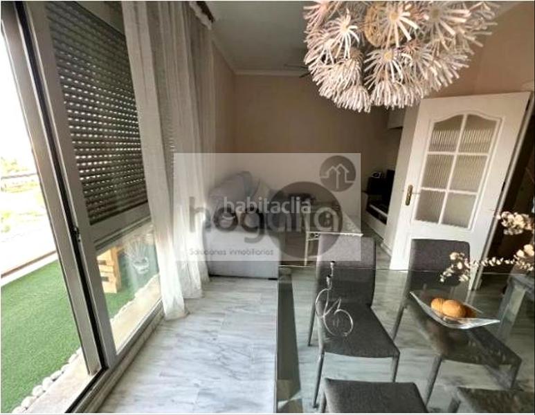 Foto de98daab-5e2a-4f95-96db-828156f071c4. Location attique avec parking dans La Calzada - La Florida Sevilla