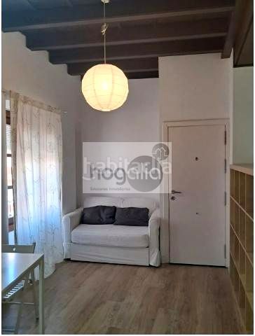Alquiler Estudio  en  Feria