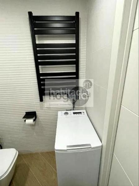 Foto 0f0bbc22-b069-48b6-a094-f0035b775a44. Alquiler estudio en Triana Este Sevilla