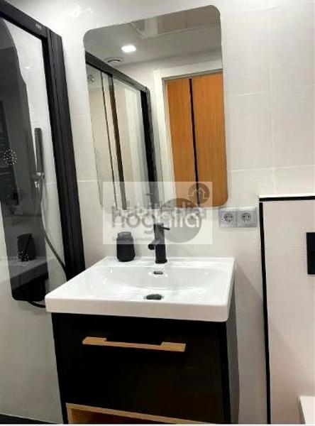 Foto b5bf39fa-54cf-40b6-9fbb-83eecfaafa77. Location studio dans Triana Este Sevilla