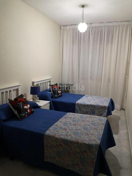 Foto 9bfc00d8-0221-4b69-8e44-3500510647f5. Affitto appartamento con parcheggio piscina in La Buhaira Sevilla