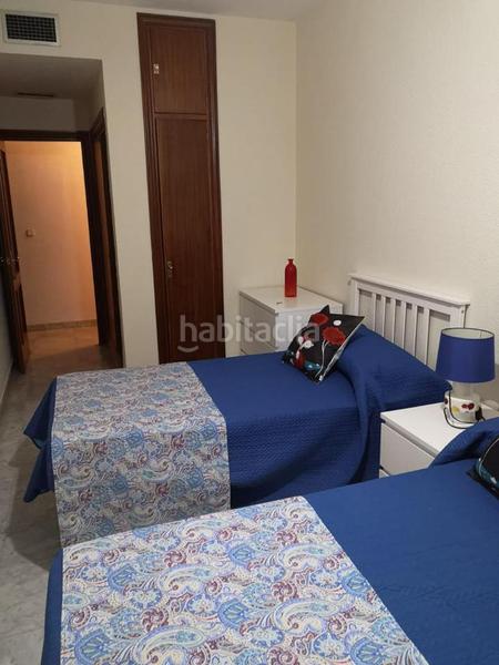 Foto b8f11a99-712b-45b3-9869-5291f5f592eb. Affitto appartamento con parcheggio piscina in La Buhaira Sevilla