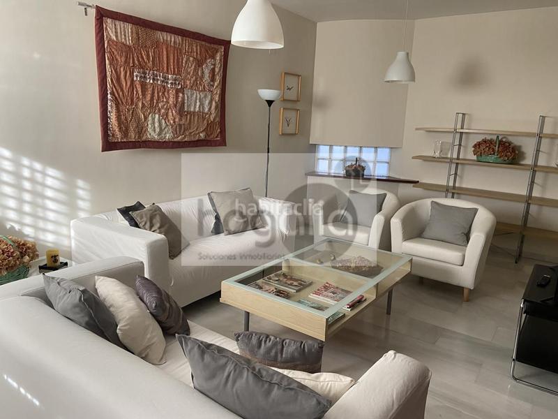 Foto c275ff62-b67b-433c-970b-86e6ad541311. Miete etagenwohnung mit parking in San Lorenzo Sevilla