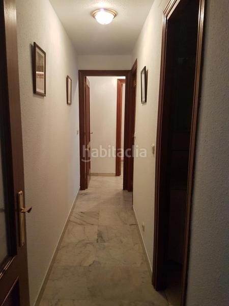 Foto 40520309-e926-41f4-b642-7772b236f049. Rent flat with pool in La Buhaira Sevilla