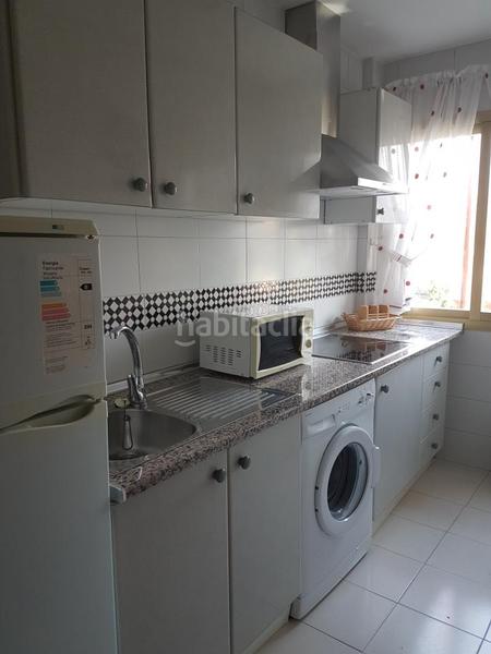 Foto 59139345-c4de-4e40-b8a3-64de16a47a8a. Rent flat with pool in La Buhaira Sevilla