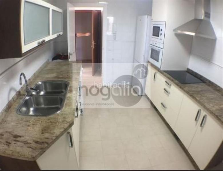 Foto 5ede2f42-0c14-47bb-855e-53f42f5d9936. Affitto appartamento con parcheggio in Bami - La Estrella Sevilla