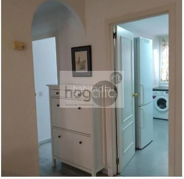 Foto 077c2410-23e0-4335-ad07-ea8a889437bf. Miete etagenwohnung mit parking in Doctor Barraquer - G. Renfe - Policlínico Sevilla