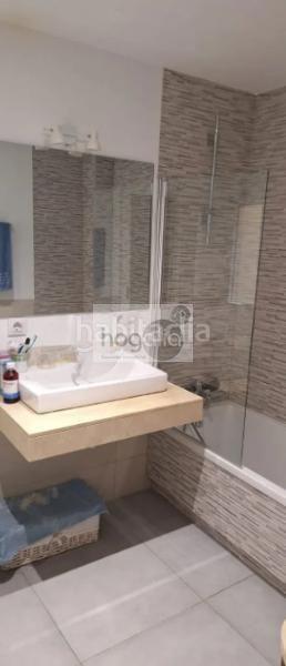 Foto ec73dea0-4173-4484-b05e-7ef827b2460e. Alquiler piso en Los Remedios Sevilla