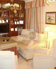 Miete Etagenwohnung in Palmete