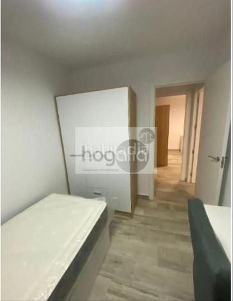 Foto 19838bcd-2117-4085-a1f8-7286f85628b1. Rent ground floor in El Torrejón - El Cerezo Sevilla