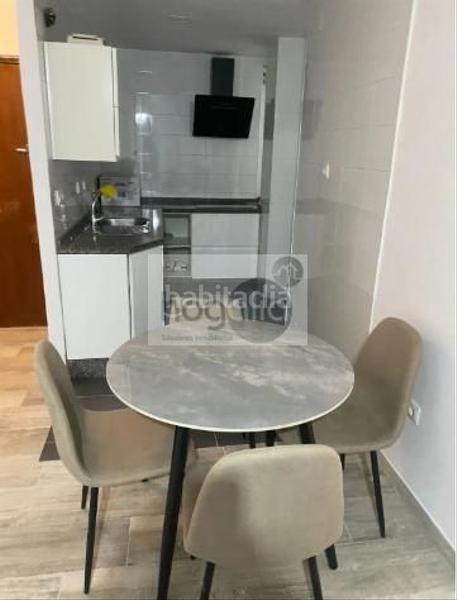 Foto 7ce98939-6d43-4512-97c8-25a0d98b67c3. Affitto piano terra in El Torrejón - El Cerezo Sevilla