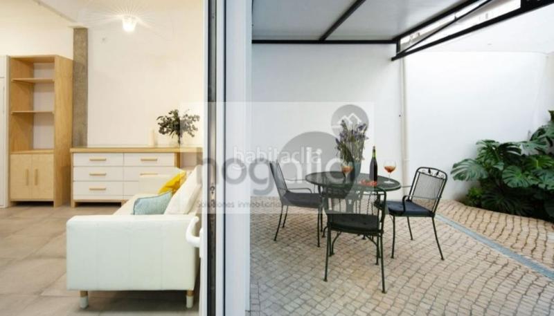 Foto be03bf2a-f3ab-41e4-82c1-9c9a4bc38011. Location studio dans Cruz Roja Sevilla