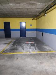 Alquiler Parking coche en Cruz Roja