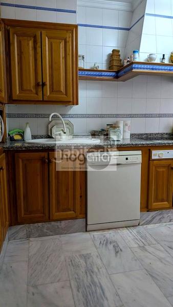 Foto 54a96f52-cf32-4581-a0cc-19b8e360b9e3. Appartamento in Barrio del Nervión Sevilla