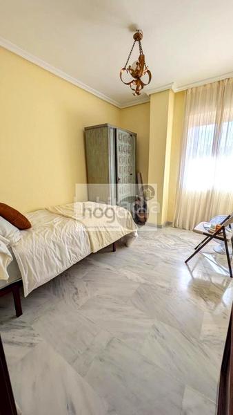 Foto f67a8c7a-ac30-4888-8bfb-456f8d2b0377. Appartamento in Barrio del Nervión Sevilla