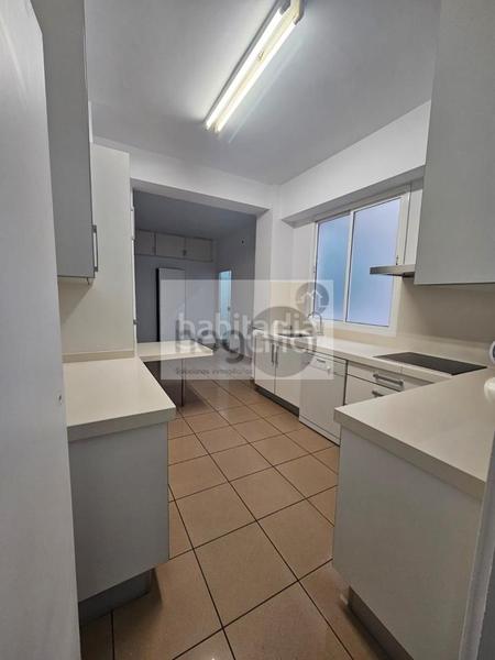 Foto 95fda3ff-3b5f-4049-8cc8-38b93185378a. Affitto appartamento in Parque María Luisa -Giralda Sur Sevilla