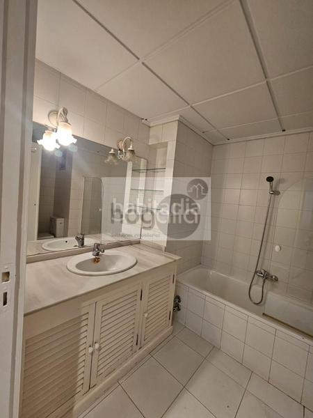 Foto 66792108-5bbc-4be1-9d08-d590e036930c. Miete etagenwohnung in Parque María Luisa -Giralda Sur Sevilla