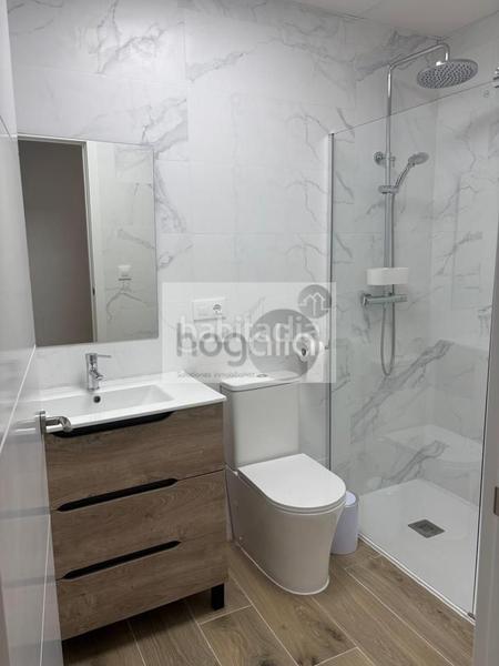 Foto 86d964a2-a2bc-47fb-a3cf-5481b10f89a5. Rent ground floor in Triana Casco Antiguo Sevilla