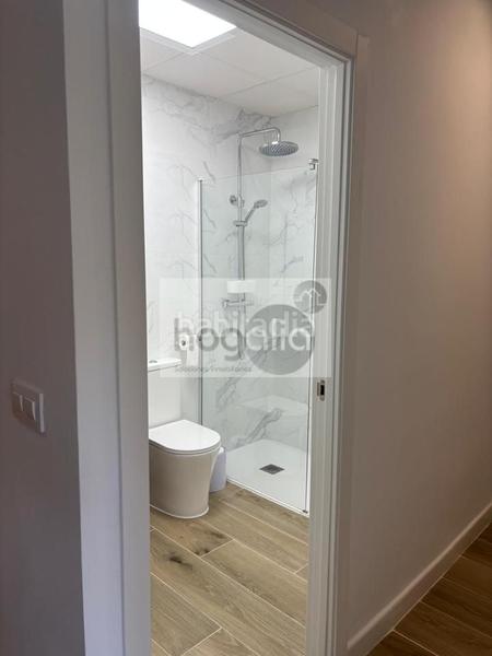 Foto d0965133-74d4-4860-9472-4ecd55031a24. Location rez-de-chaussée dans Triana Casco Antiguo Sevilla