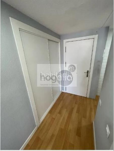 Foto 06ffd5e8-5a2c-48ad-a5e6-85491d67c352. Miete studiowohnung in Triana Este Sevilla