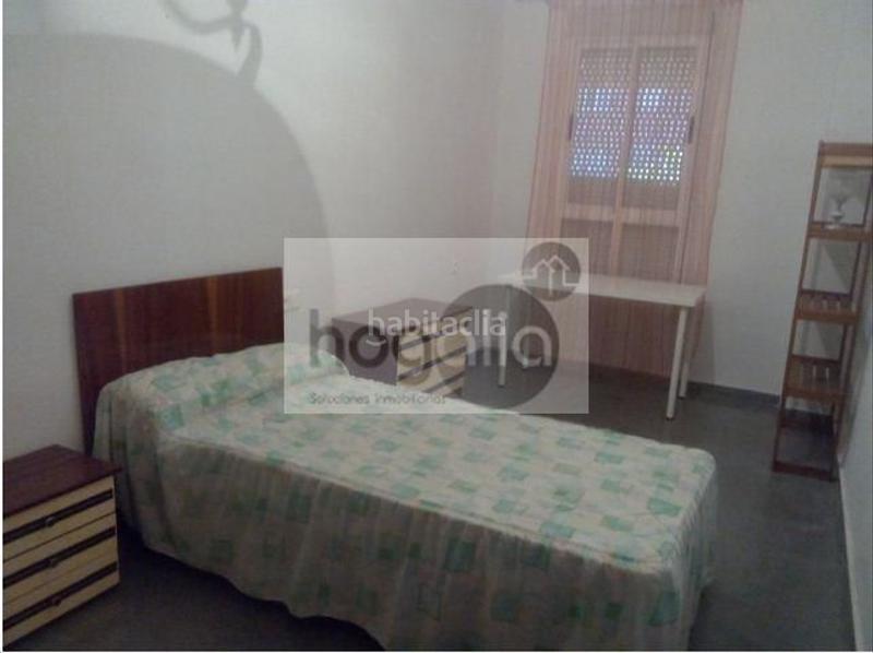 Foto 9817298a-94aa-47c3-8251-92878cf0c40f. Miete zweistöckige wohnung in La Oliva Sevilla