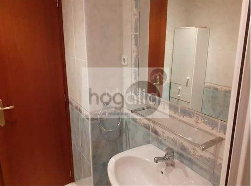 Foto eb4315cf-3ce8-42d4-9996-8f0d1bfacc21. Affitto piano terra in El Torrejón - El Cerezo Sevilla