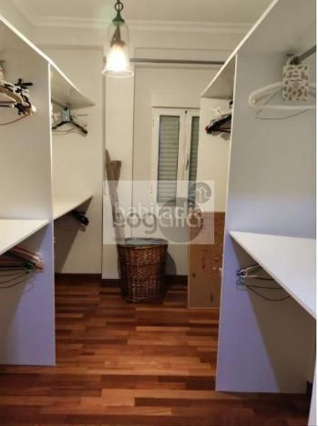 Foto 108b3887-6fc3-43e0-b7e5-ca90a93851a9. Affitto appartamento in Los Remedios Sevilla