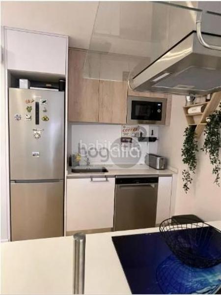 Foto 60c475bf-33da-4d8c-8651-08b7ac4a4f97. Rent flat in Cruz Roja Sevilla