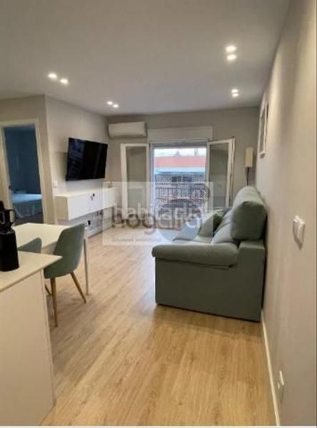 Foto a2a6f777-86d5-444b-911f-34b692787ad7. Rent flat in Cruz Roja Sevilla