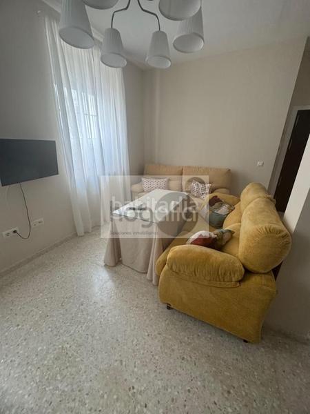 Foto df20c456-d760-4d45-b656-cb12060f3072. Location rez-de-chaussée dans El Porvenir Sevilla