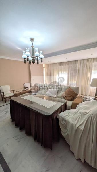 Foto 7a9658ee-d852-4f22-a302-d57f2250a541. Flat in Barrio del Nervión Sevilla