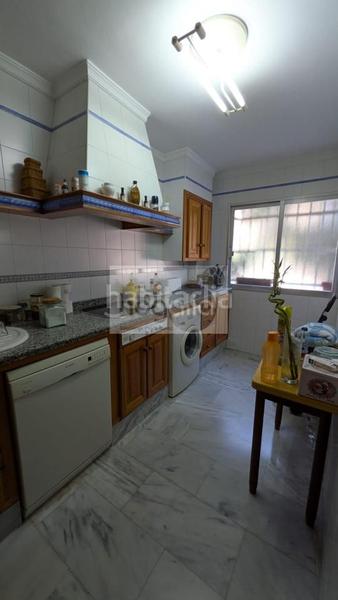 Foto 9334bf4a-ec77-45e6-842c-434d22a8d40e. Piso en Barrio del Nervión Sevilla