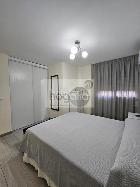 Foto f27ddee3-c867-41d1-975f-24265165b2b8. Location rez-de-chaussée dans Barriada de Pineda Sevilla