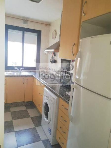 Foto ba7ad9cc-4b60-47e8-8115-ff0ff995b17f. Alquiler piso en Cruz Roja Sevilla