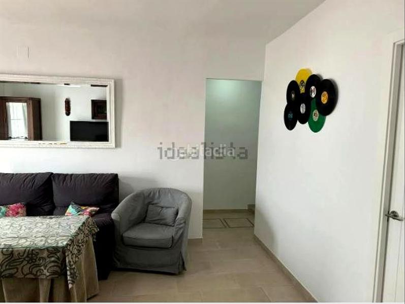 Foto 990b71b4-d10b-4381-ae49-67ec1a6b9e26. Rent ground floor in El Plantinar - Avda. La Paz - El Juncal Sevilla