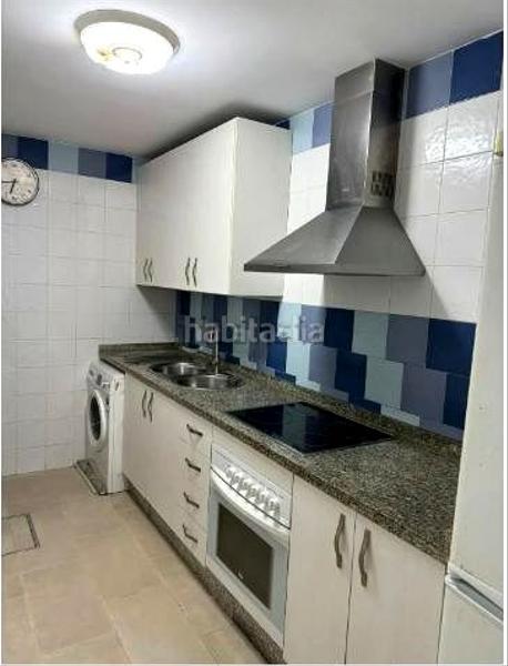 Foto 33f0213d-c166-479e-8961-b165ac8e1a98. Affitto piano terra in El Plantinar - Avda. La Paz - El Juncal Sevilla