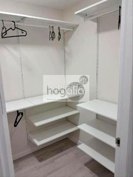 Foto 89fc1dff-58a6-4ac4-8d2b-8580db668918. Miete etagenwohnung mit parking pool in colores - entreparques Sevilla