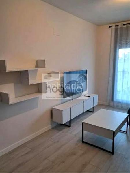 Foto e7d40307-fa23-4fb3-a096-c6a93b90313b. Alquiler piso en colores - entreparques Sevilla