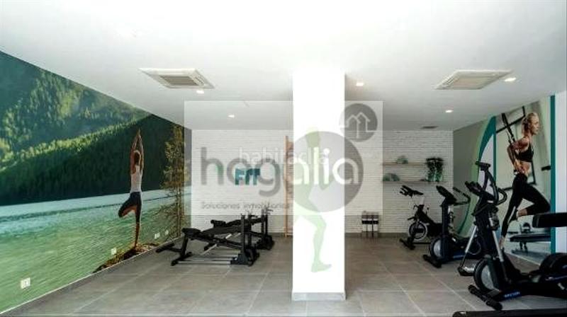 Foto f6ff4785-e489-49aa-a926-9103156999ef. Alquiler piso en colores - entreparques Sevilla