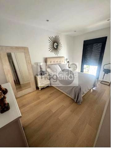 Foto bc8ba837-48d3-4998-aa65-fdebd9cc2a72. Lloguer pis amb calefacció aparcament a Barrio del Nervión Sevilla