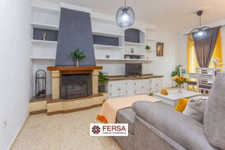Affitto Casa a schiera in El Juncal - Vallealto. Alquiler larga estancia con muebles en el tomillar