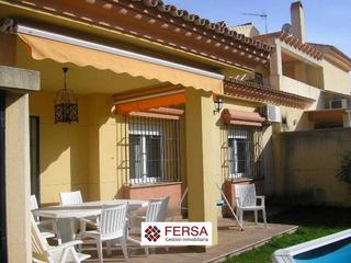 Casa aparellada en El Juncal - Vallealto. Venta de pareado en vallealto
