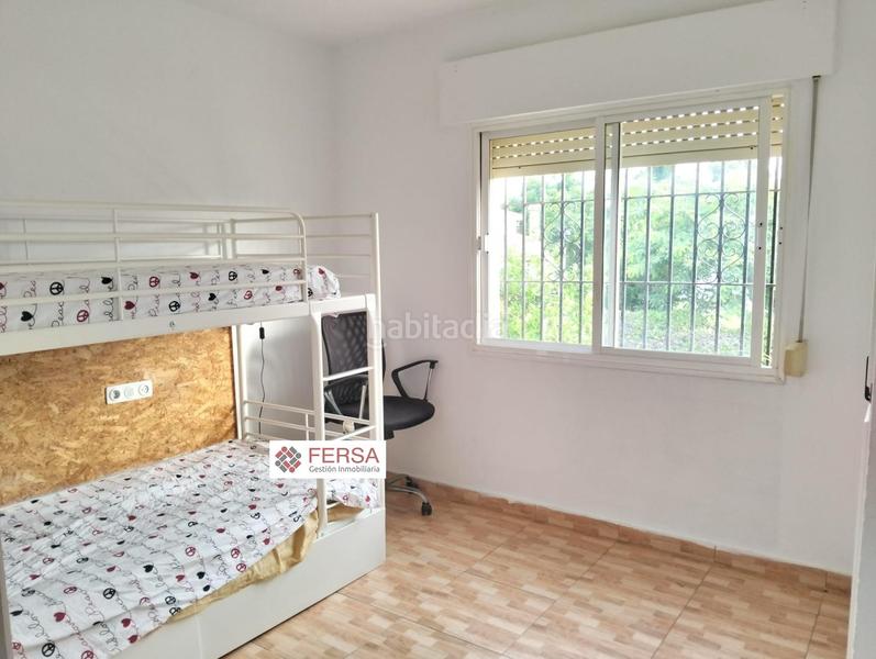 Foto 21f9938d-151d-4115-a50a-352c23e08f2b. Doppelhaus mit heizung parking in El Águila Puerto de Santa María (El)