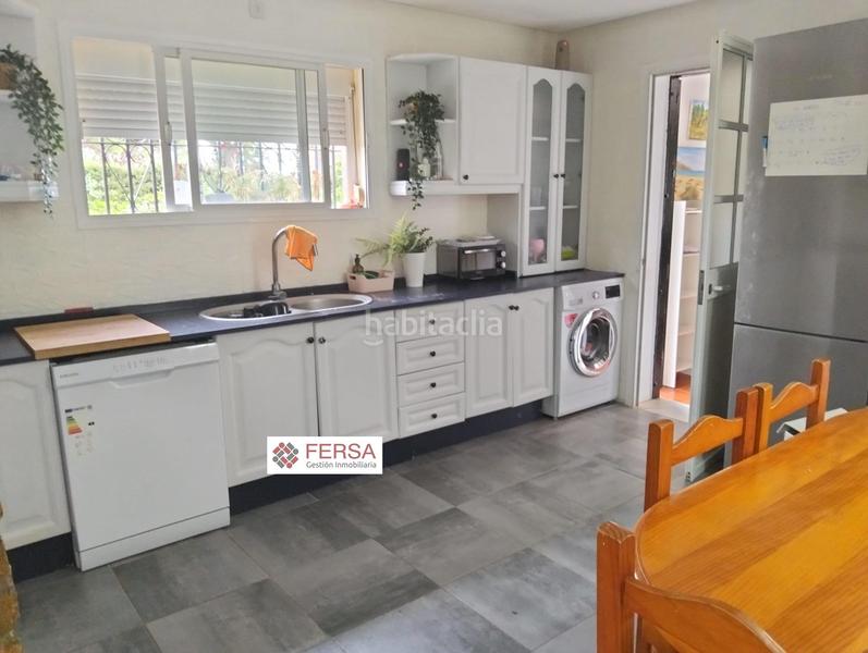 Foto 30ae6a46-d2f6-47e0-8347-99a4cb41fc50. Doppelhaus mit heizung parking in El Águila Puerto de Santa María (El)