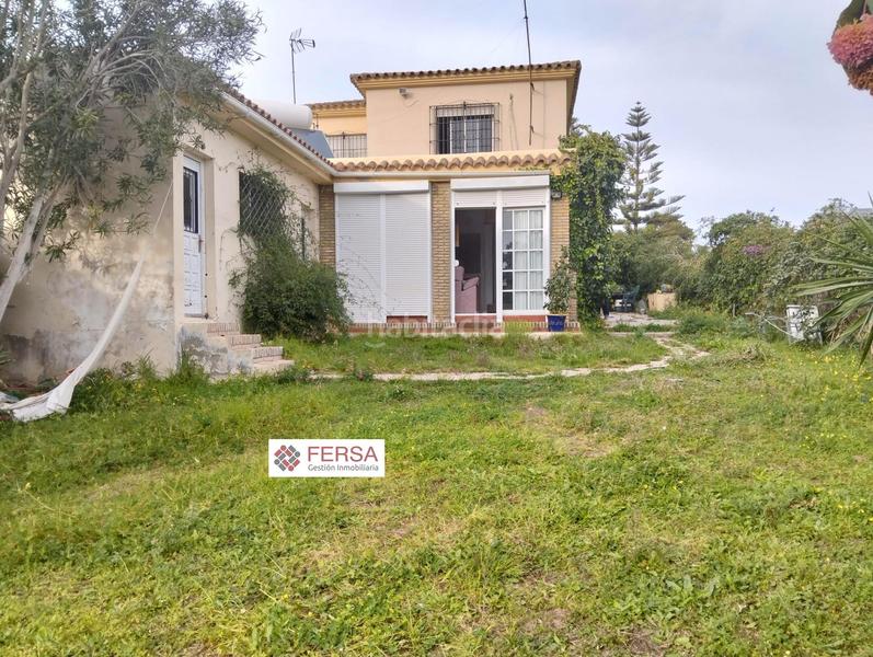 Foto 63d1452f-6c40-4a89-9669-015f3b6728db. Doppelhaus mit heizung parking in El Águila Puerto de Santa María (El)