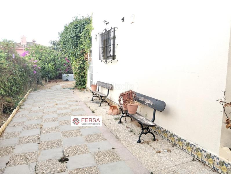 Foto 8e504f48-abe2-402b-9982-f1b7519cd9cf. Doppelhaus mit heizung parking in El Águila Puerto de Santa María (El)