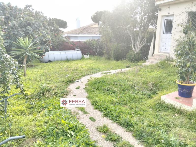 Foto fe34876a-b4a7-4474-9660-d7dececb2707. Doppelhaus mit heizung parking in El Águila Puerto de Santa María (El)