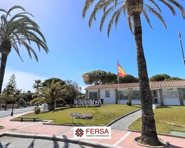 Foto 1353f65f-4e05-402e-bd30-5eaa77d3acd9. Chalet mit parking in Vistahermosa Puerto de Santa María (El)
